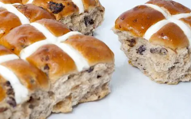 The Ultimate Hot Cross Bun Recipe: A Faith-Filled Easter Tradition