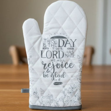 Oven Gloves Pair – This is the day the Lord has made