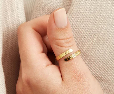 ‘I Am Strong’ Affirmation Ring Gold